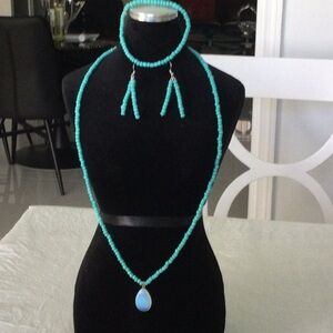 Turquoise Beaded Necklace, Earring and Bracelet Set New